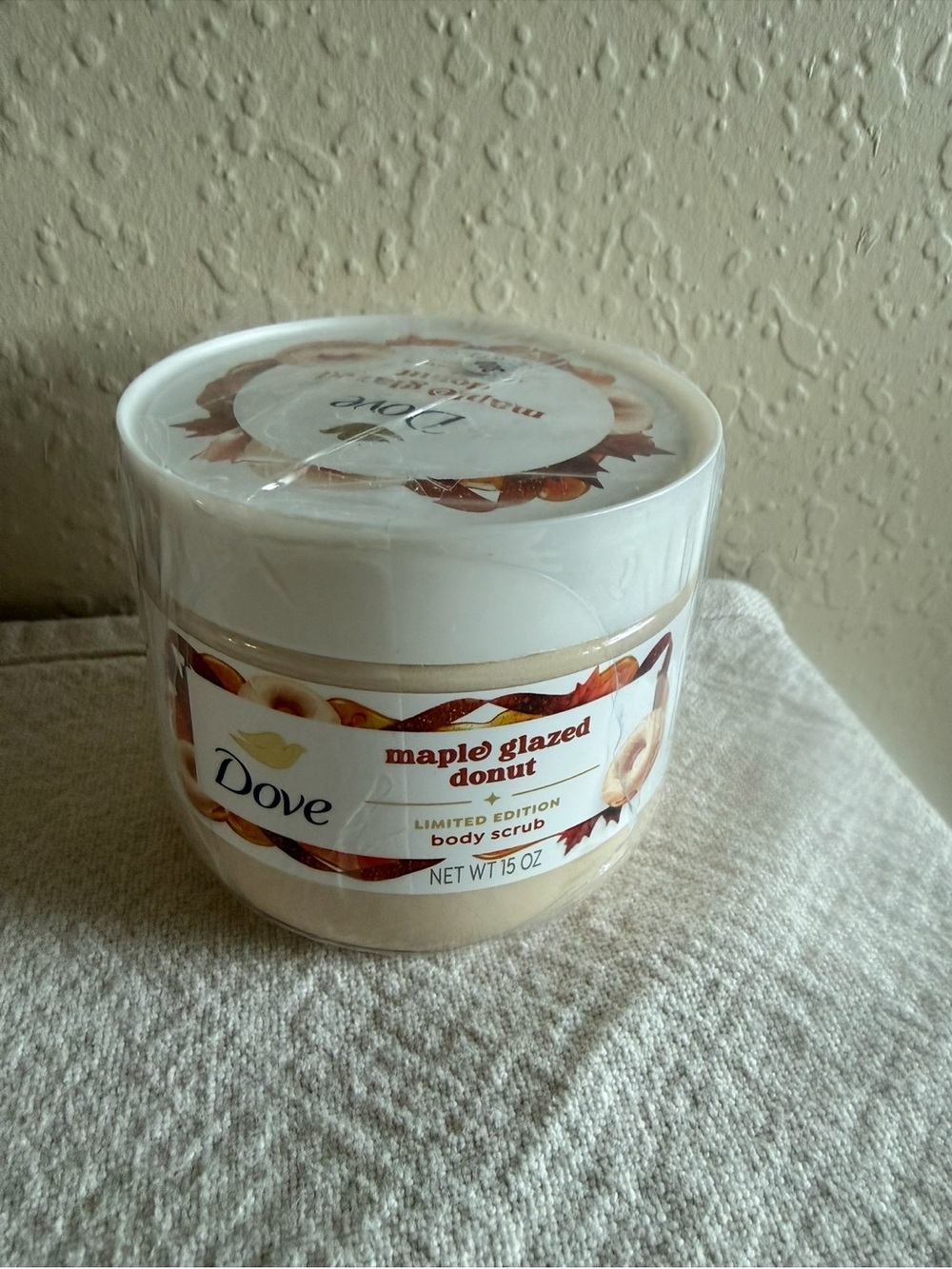 DOVE Maple Glazed Donut Limited Edition Body Scrub, NEW - Picture 7 of 7